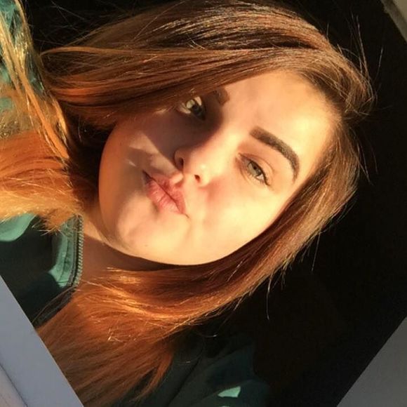 Meet your Posher, Kendra - Picture 1 of 1